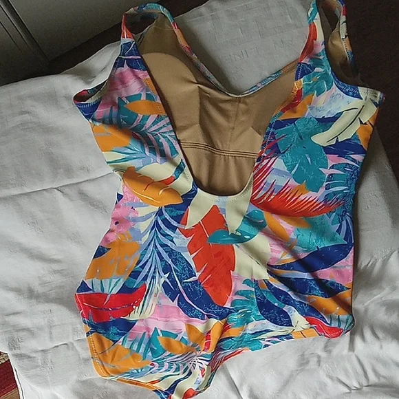 Old Navy Multicolor Tropical One Piece Swimsuit - Picture 11 of 12